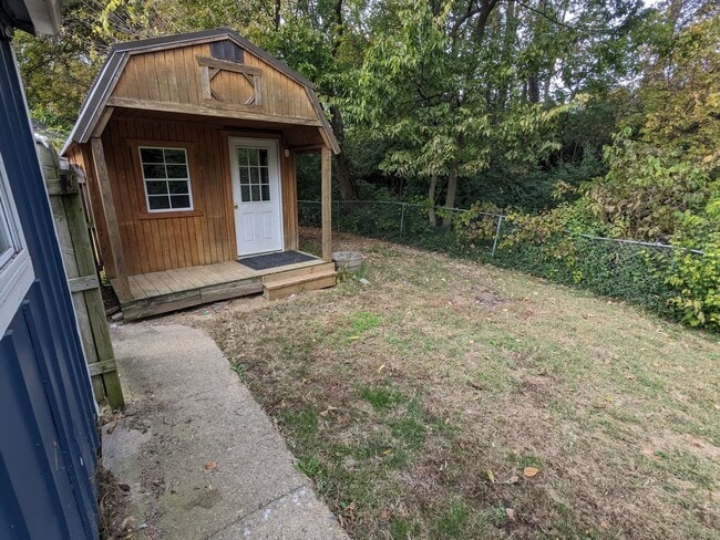 Foto del edificio - 9696 Adair Ct