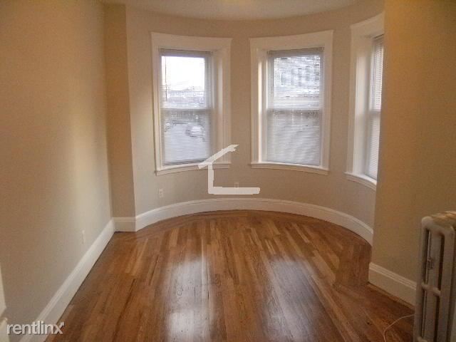 Primary Photo - 183 Strathmore Rd