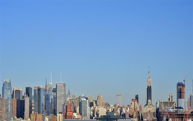 Foto del edificio - 315 Park Ave