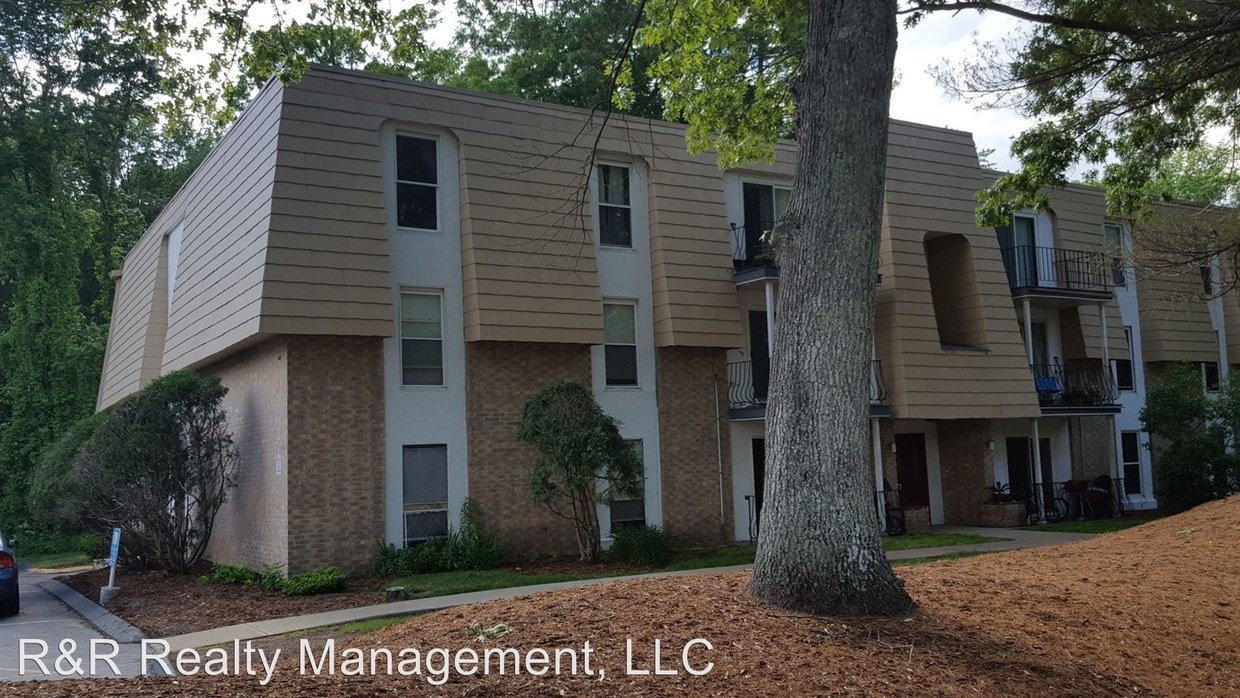 21 Shadowbrook Ln, Milford, MA 01757 House for Rent in Milford, MA