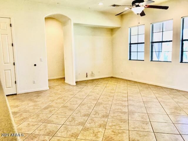 Foto del edificio - 14313 W Alvarado Dr