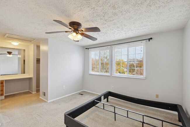 Foto del edificio - 25636 Coltrane Dr