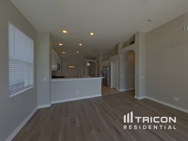 Foto del edificio - 5112 Clover Mist Dr