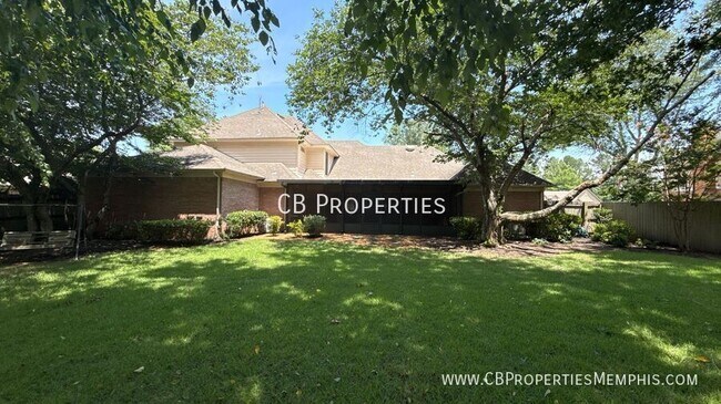 Foto del edificio - 983 Rolling Oaks Ln