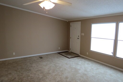 Building Photo - 330 Engel Rd