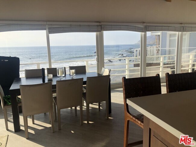 Foto del edificio - 43300 Pacific Coast Hwy