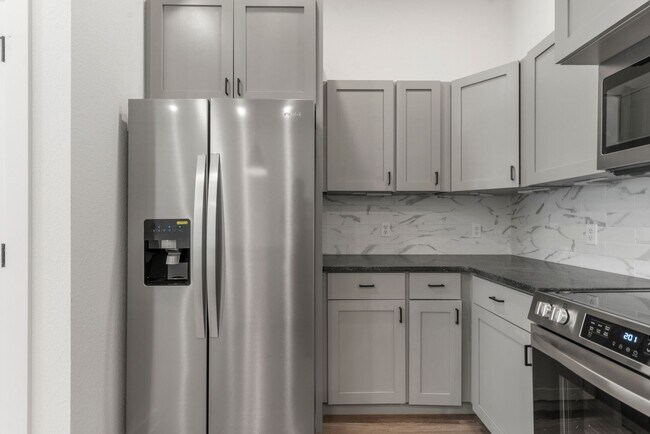 Interior Photo - Flyway Crossings