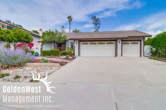 Foto principal - Captivating 3Bdm 2Ba Home in Rancho San Diego