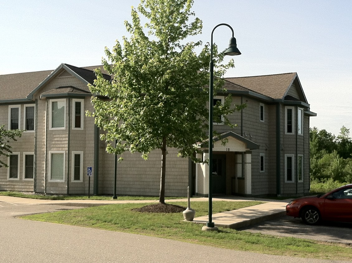 Foto principal - 14 Patriot Ln