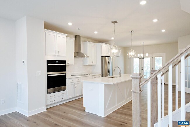 Building Photo - 952 Belvedere Way