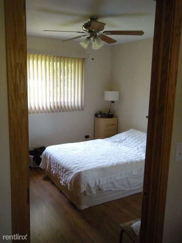 Building Photo - 1 br, 1 bath Apartment - 1801 S. Meyers Rd