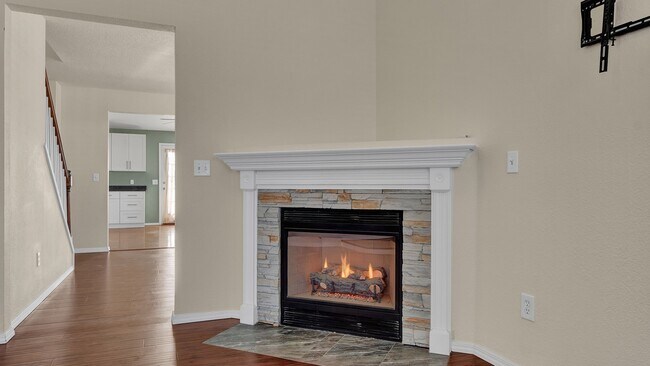 Foto del edificio - Beautiful 3bdrm home that backs to Park