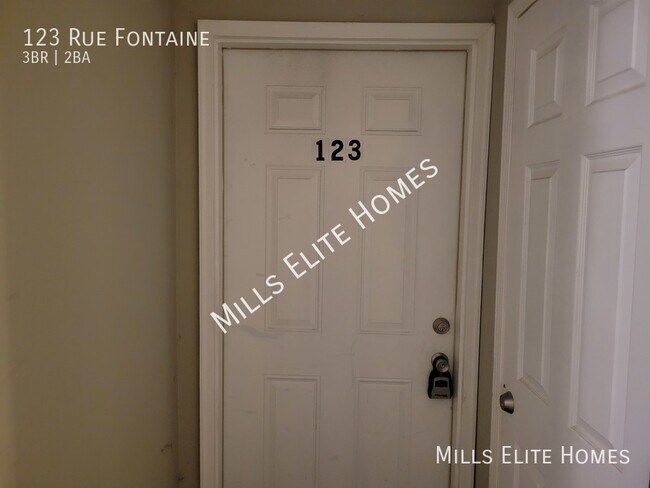 Building Photo - Renovated Move-In Ready Stonecrest 3 Bedro...