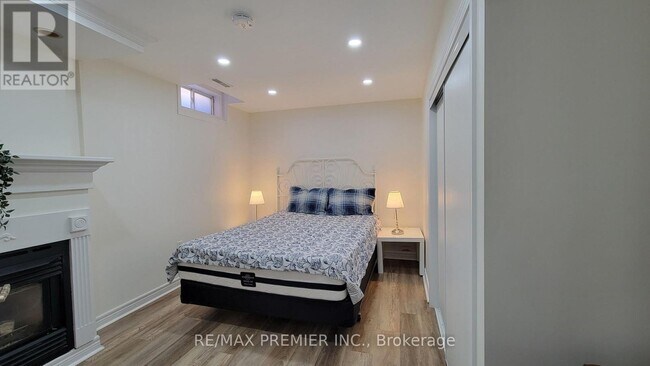 Photo du bâtiment - 25 Granite St