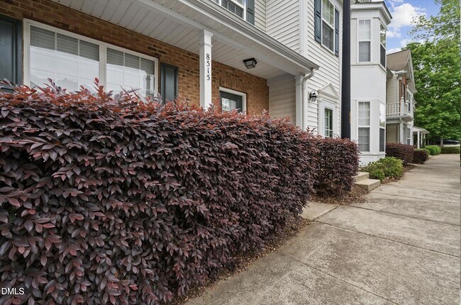Foto del edificio - 8515 Mt Valley Ln