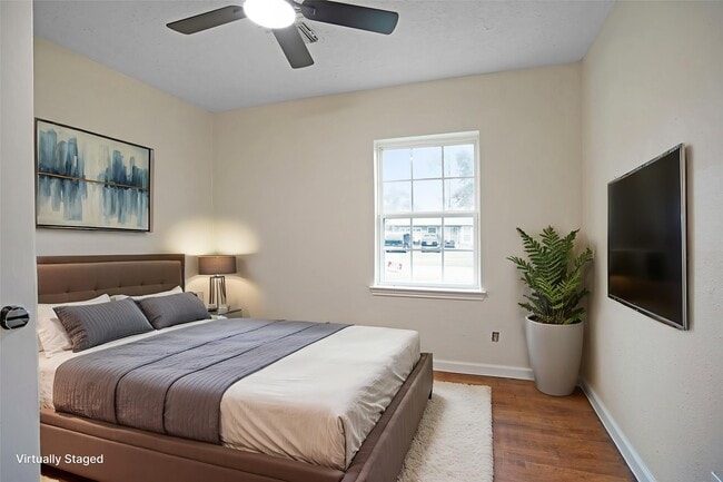 Foto del edificio - 5946 Beldart St