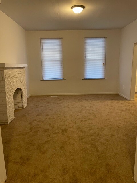 Building Photo - 3516 Greenspring Ave
