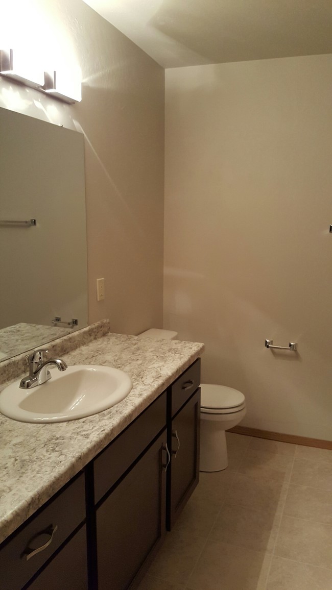 Building Photo - 4322 N Lightning Dr