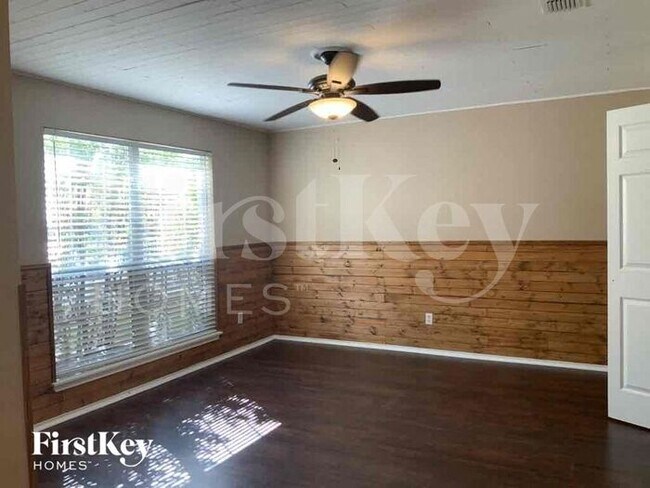 Foto del edificio - 5100 Prairie Creek Trail