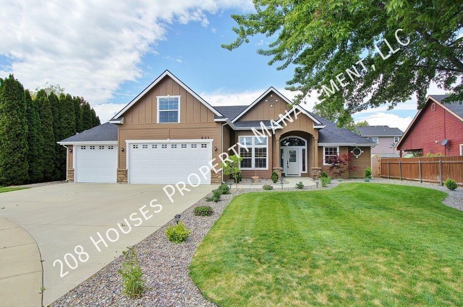 Primary Photo - Immaculate Single-Level w/UBR Home