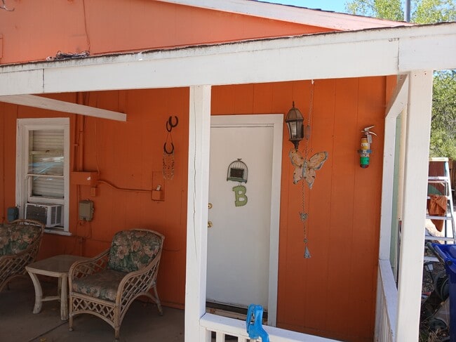 Building Photo - 558 Dameron Dr