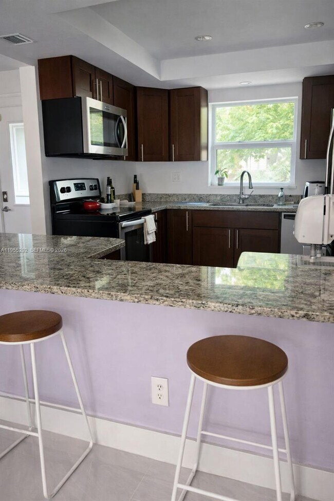 Foto del edificio - 13506 NE 24th Pl