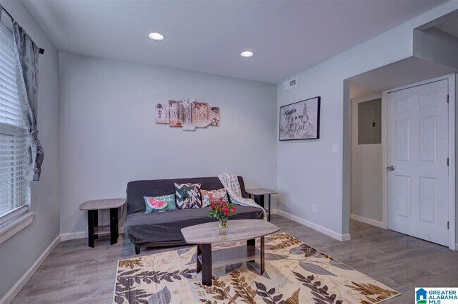 Foto del edificio - 3311 16th Ave N