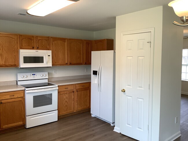 Foto del edificio - 8834 Kirkville Ln