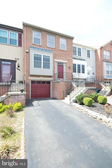 Photo - 419 Davis Ave SW Townhome