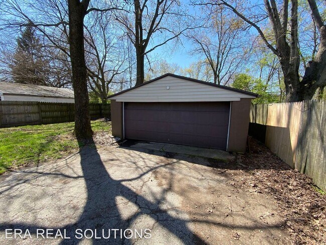 Foto del edificio - 3 br, 1 bath House - 3427 Bridgemore Drive