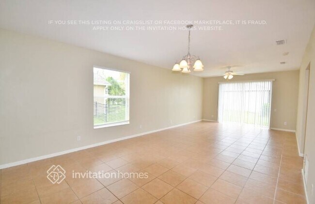 Foto del edificio - 9910 52nd St E