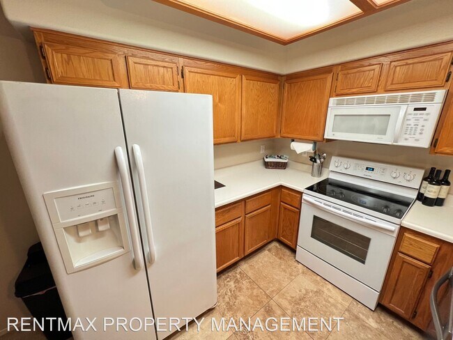 Building Photo - 1 br, 2 bath House - 1575 W WARM SPRINGS R...