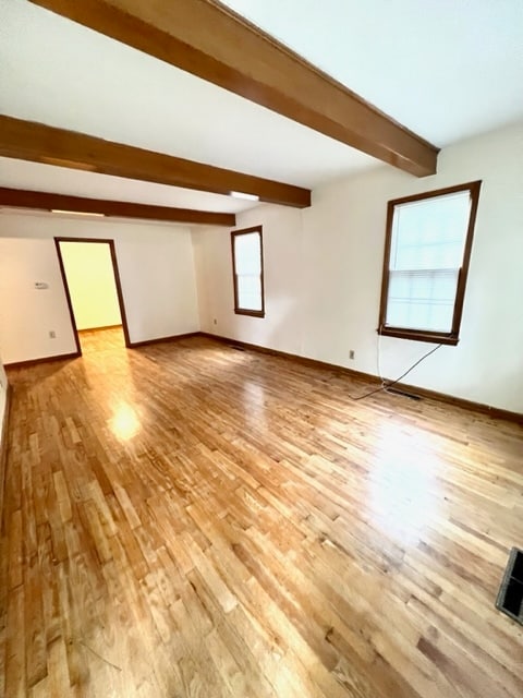 Living Room - 2618 W Elm St
