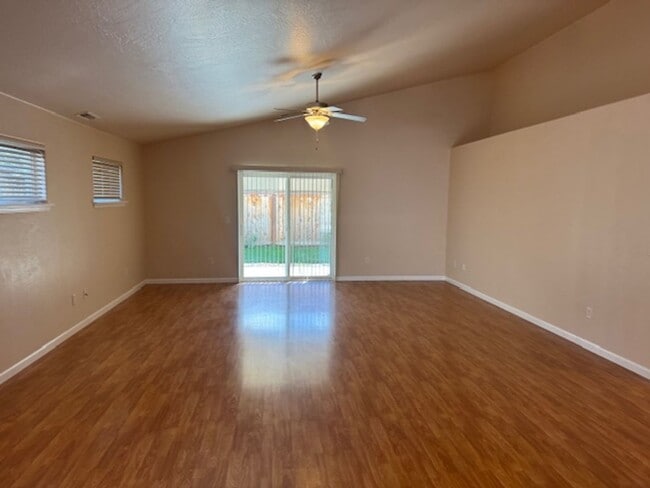 Foto del edificio - SINGLE LEVEL HOME IN CP/ ON QUIET CULDESAC