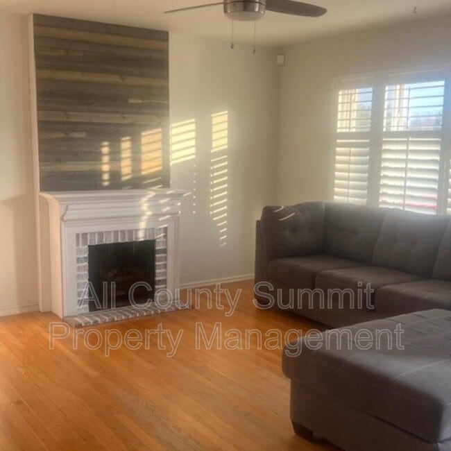 Foto del edificio - 8685 W Bayaud Ave