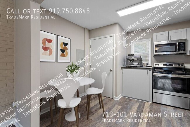Foto del edificio - 713 Vardaman St