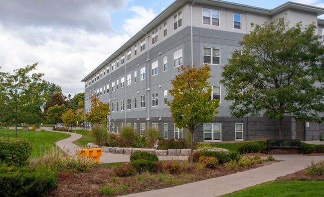 Building Photo - Park Place Apartments