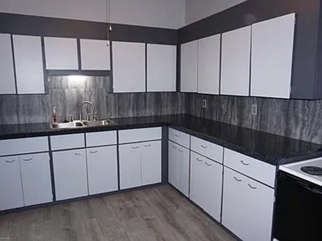 Foto del edificio - 317 N Clinton Ave