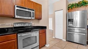 8899 NW 107th Ct