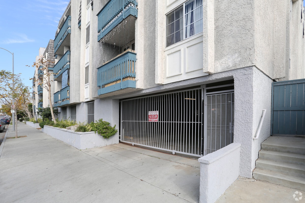 Roxbary Apartments - Motor Luxury Apartments