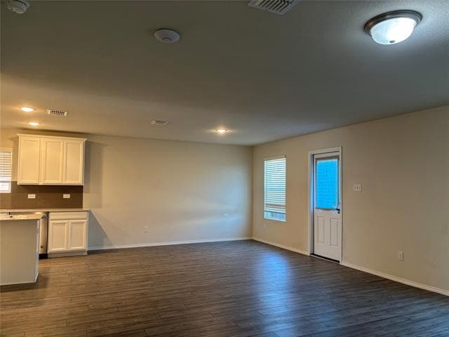 Foto del edificio - 1441 Lumberton Dr