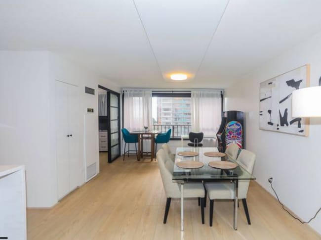 Building Photo - Renovated Fully Furnished 1 Bedroom at Discovery Bay