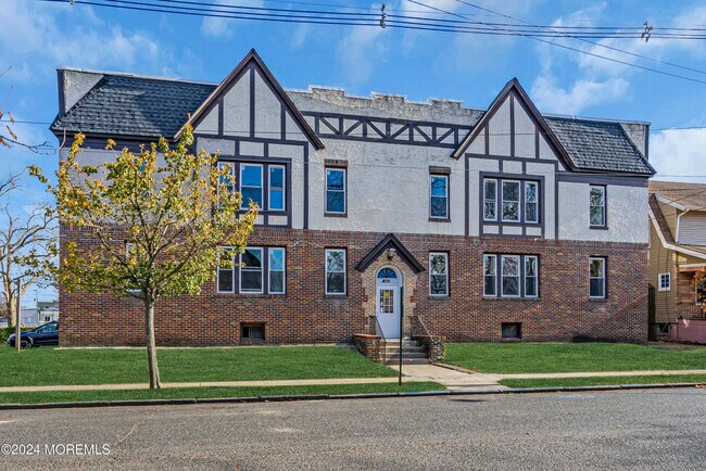 Foto del edificio - 922 4th Ave