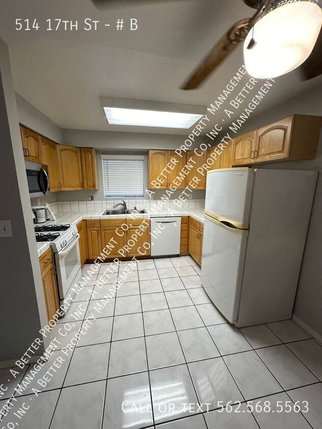 Primary Photo - LARGE BACK UNIT W/PATIO - Plank Floors in ...