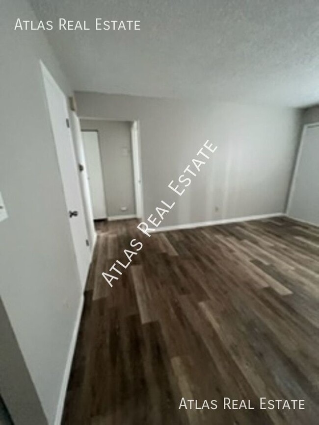 Building Photo - 2112 Friendship Place