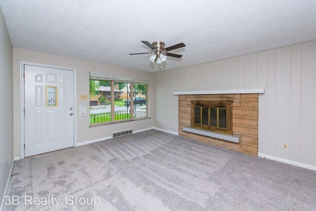 Building Photo - 3 br, 2 bath House - 2432 LOURDES LN.