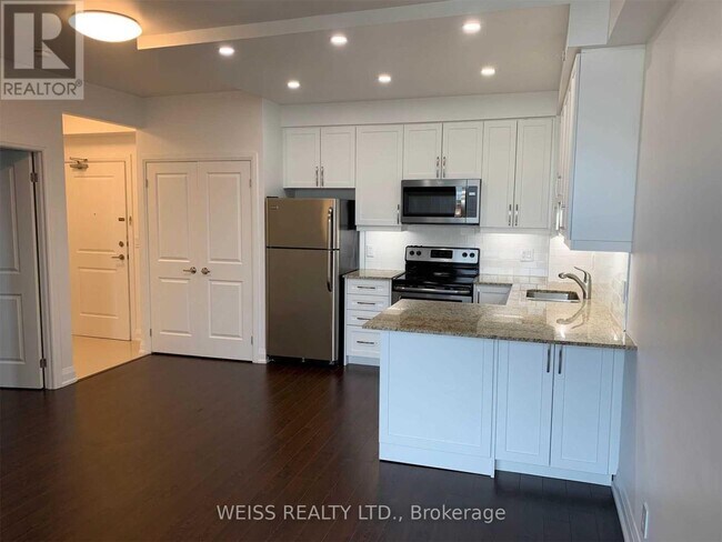 Building Photo - 12 Woodstream Blvd