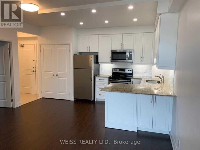 Photo du bâtiment - 12 Woodstream Blvd