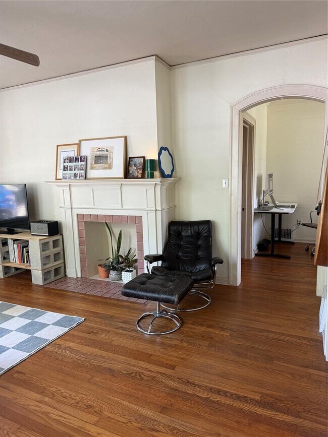 Foto del edificio - 1417 W Lynn St