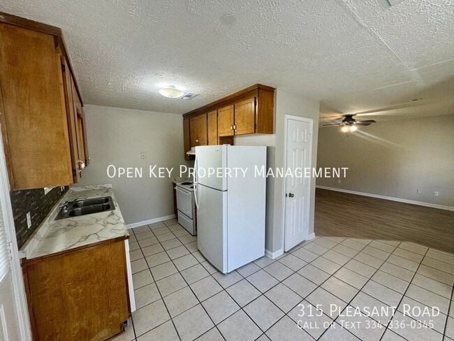 Foto del edificio - 315 Pleasant Rd